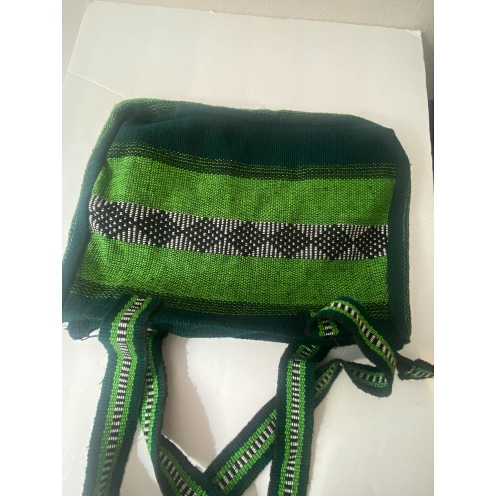 Pinzon Green and Black Mexican Artisan Shoulder Bag - Picture 2 of 4